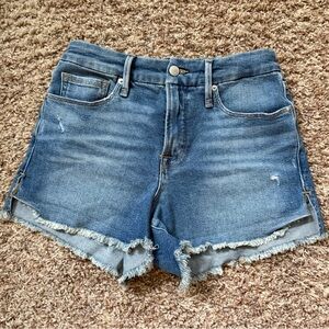 Good American Blue Jean Shorts Frayed Hem